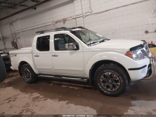 Nissan Frontier Pro-4x Image 7