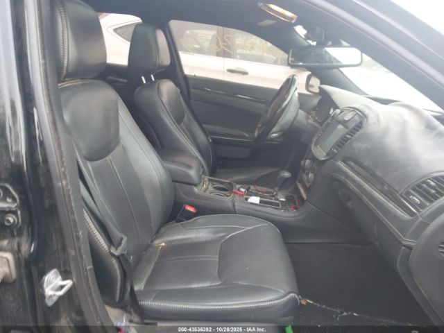 Chrysler 300c John Varvatos Limited Edition Image 10