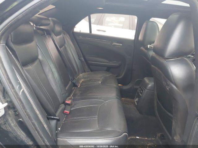 Chrysler 300c John Varvatos Limited Edition Image 7