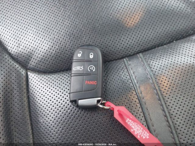 Chrysler 300c John Varvatos Limited Edition Image 12