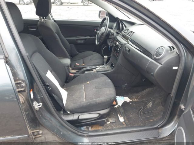 Mazda Mazda3 S Sport Image 3