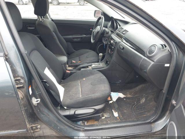 Mazda Mazda3 S Sport Image 3