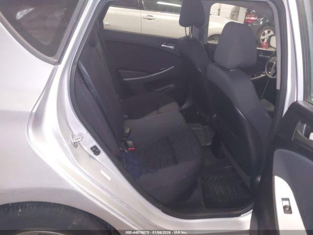 Hyundai ACCENT Gs Image 5