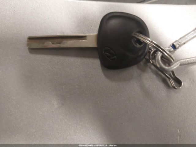 Hyundai ACCENT Gs Image 10