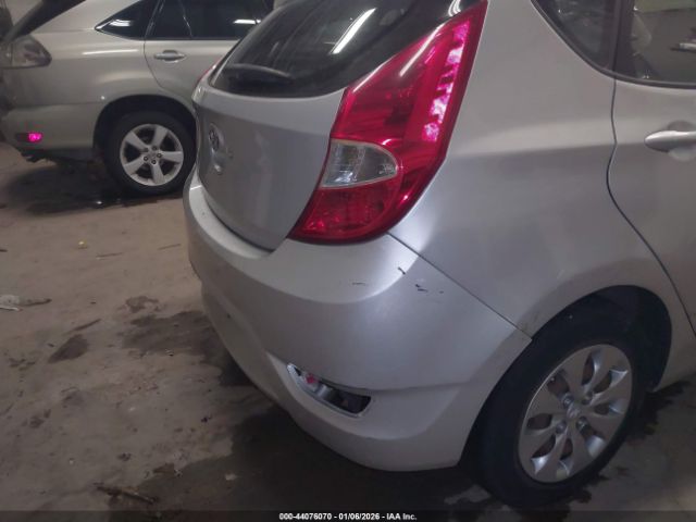 Hyundai ACCENT Gs Image 14