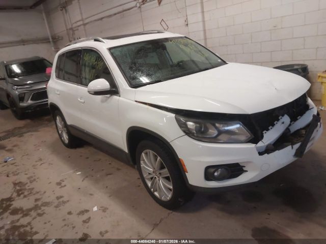 Volkswagen Tiguan Se Image 1