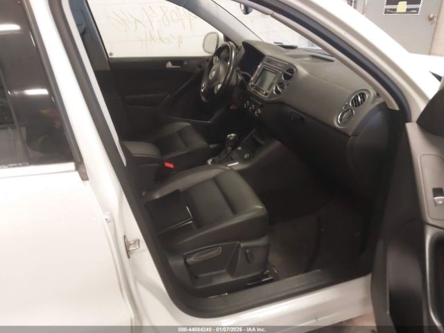 Volkswagen Tiguan Se Image 3