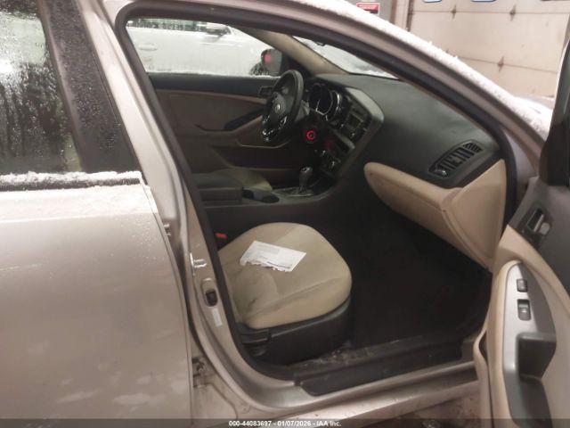 Kia Optima Lx Image 3