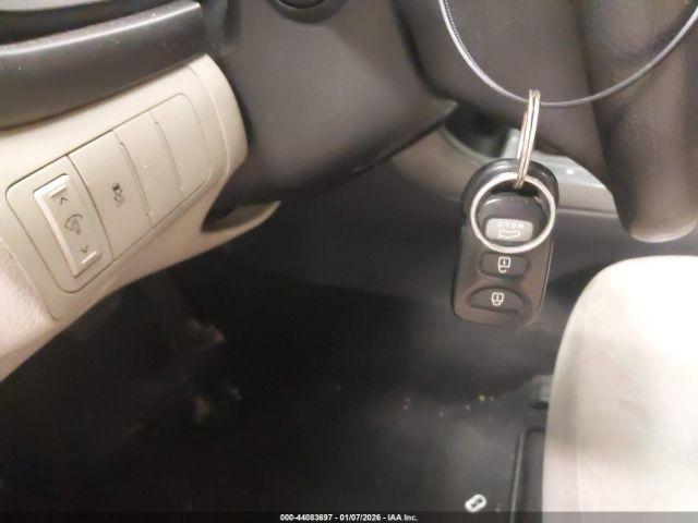 Kia Optima Lx Image 8