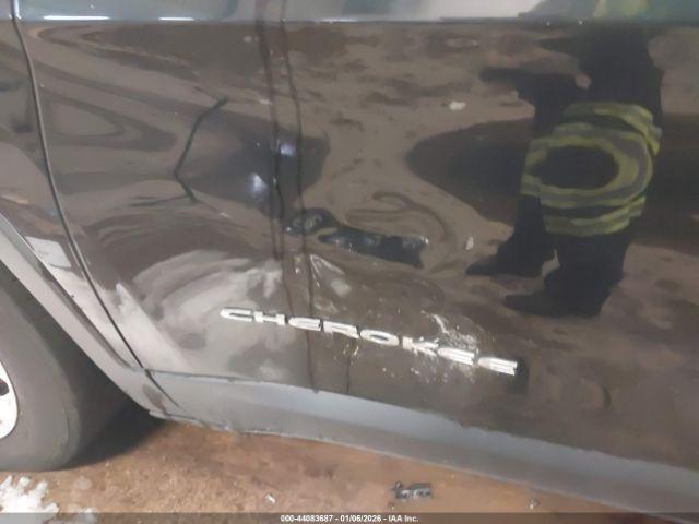 Jeep Cherokee Latitude Image 6