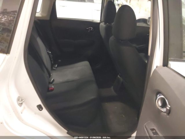Nissan Versa Image 11