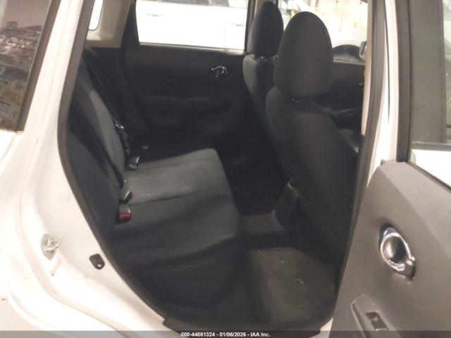 Nissan Versa Image 11