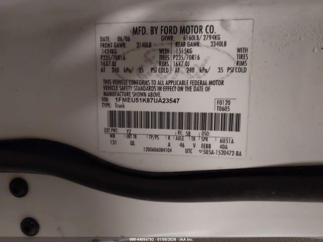 Ford Explorer Xlt Image 10