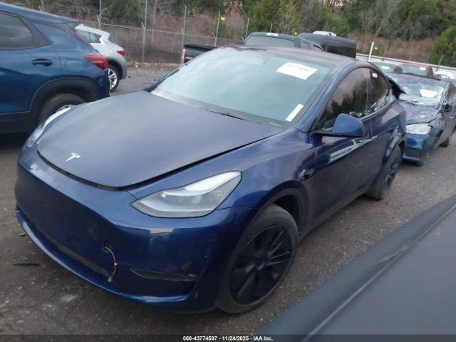 Tesla Model Y Long Range Dual Motor All-wheel Drive Image 8