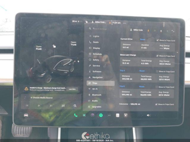 Tesla Model 3 Image 10