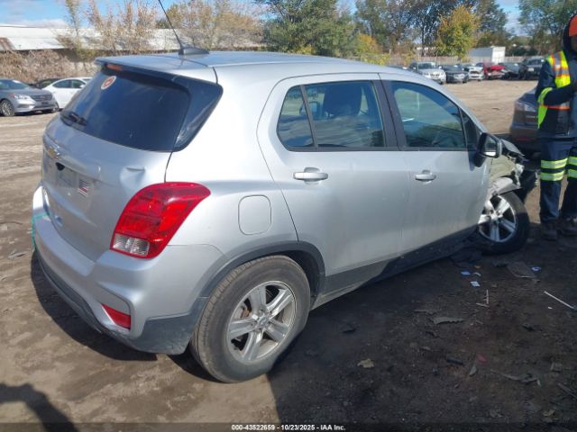 Chevrolet Trax Ls Image 15