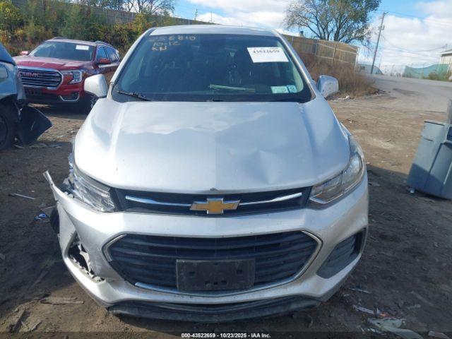 Chevrolet Trax Ls Image 10