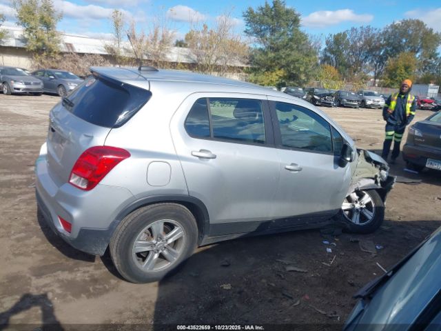 Chevrolet Trax Ls Image 11