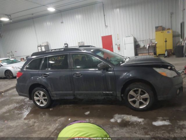 Subaru Outback 2.5i Limited Image 10