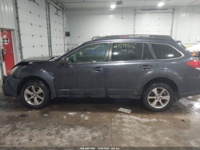 Subaru Outback 2.5i Limited Image 9
