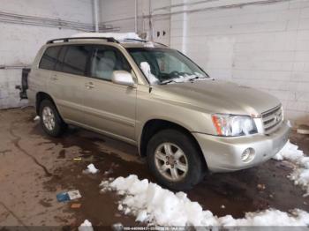 Salvage Toyota Highlander