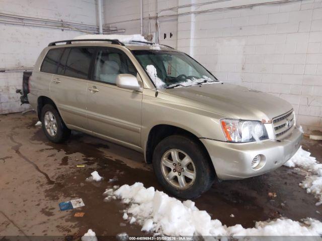  Salvage Toyota Highlander