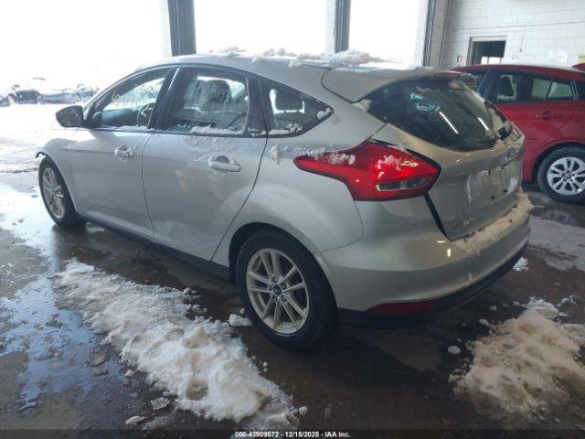 Ford Focus Se Image 10