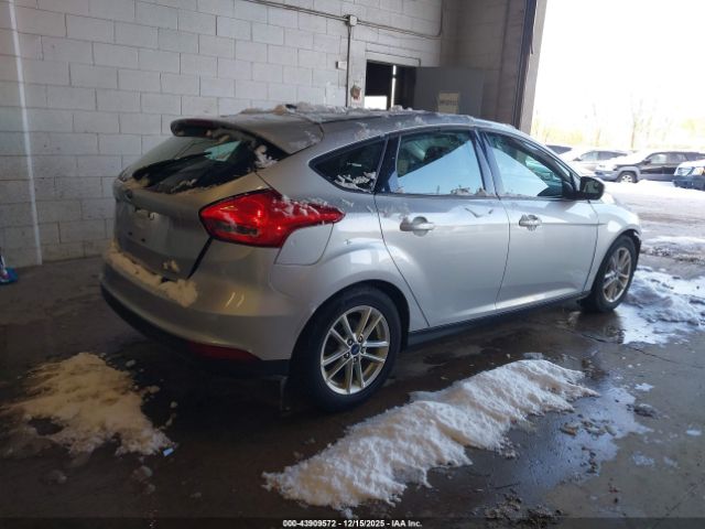 Ford Focus Se Image 13