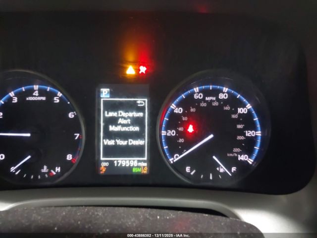 Toyota RAV4 Xle Image 11