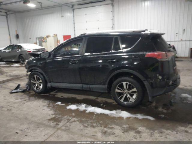 Toyota RAV4 Xle Image 4