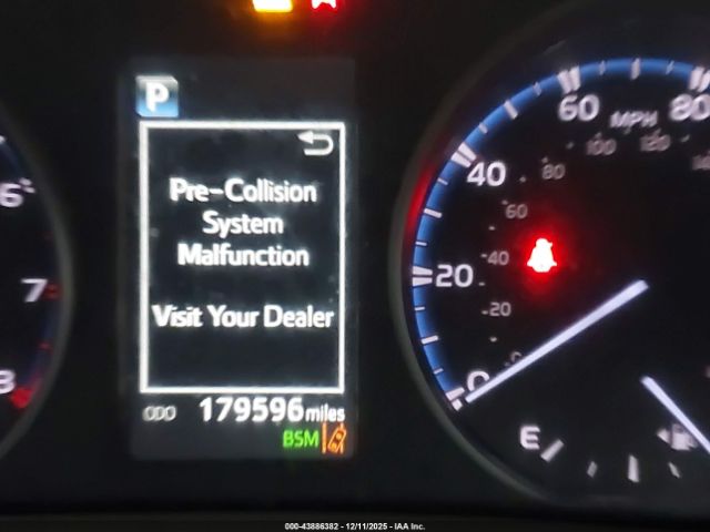 Toyota RAV4 Xle Image 9