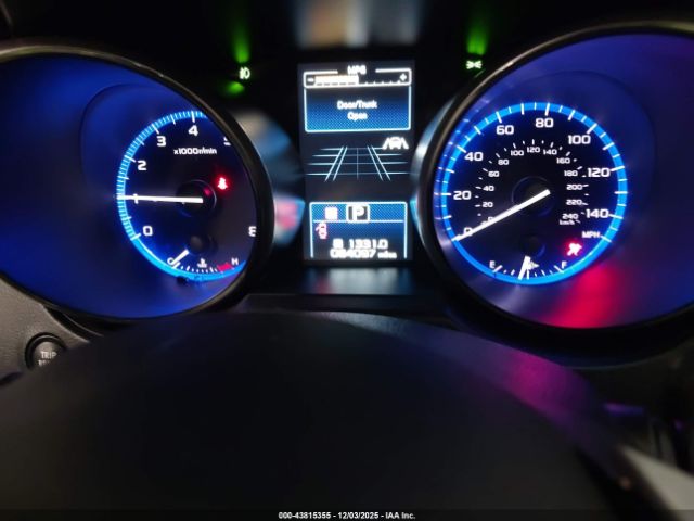 Subaru Legacy 2.5i Limited Image 3