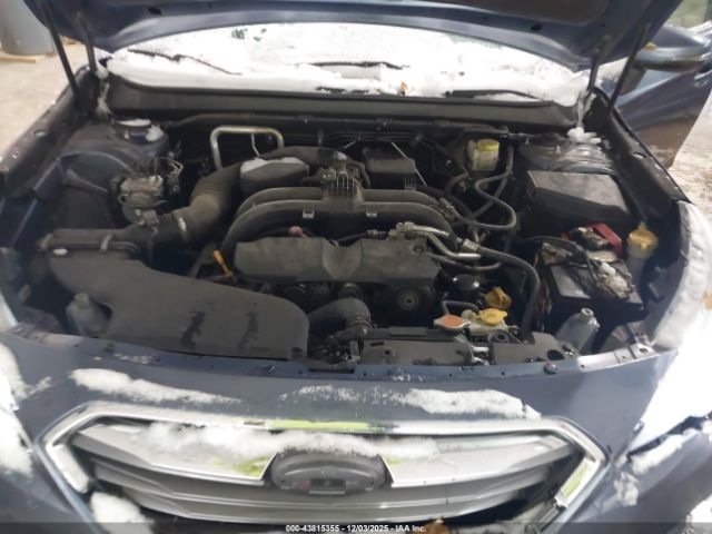 Subaru Legacy 2.5i Limited Image 8