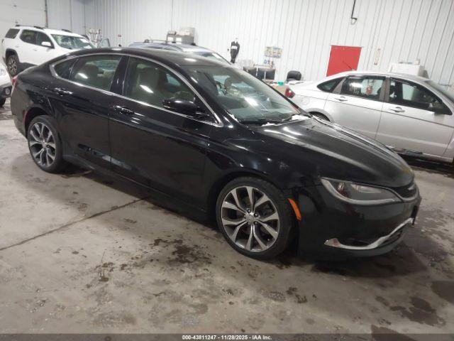  Salvage Chrysler 200