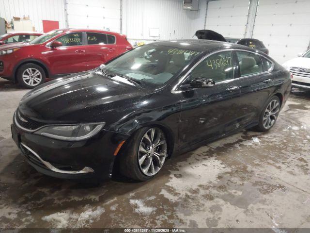 Chrysler 200 C Image 14