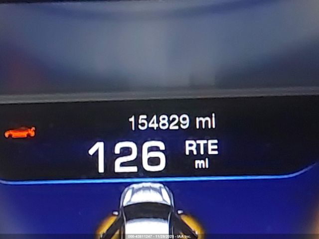 Chrysler 200 C Image 4