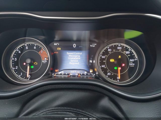 Jeep Cherokee Limited 4x4 Image 8