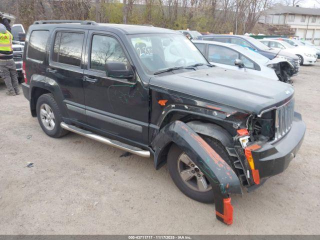  Salvage Jeep Liberty