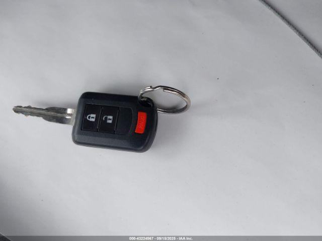 Mitsubishi Mirage De Image 12