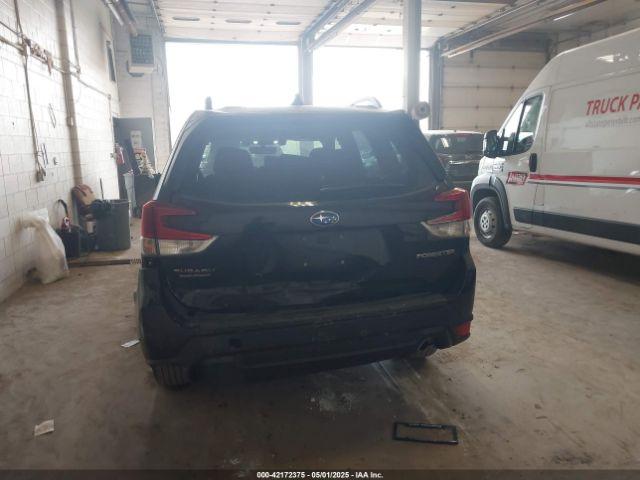 Subaru Forester Premium Image 17