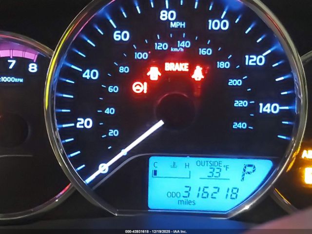 Toyota Corolla Le Image 12