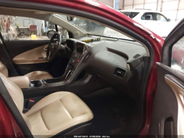 Chevrolet Volt Image 3