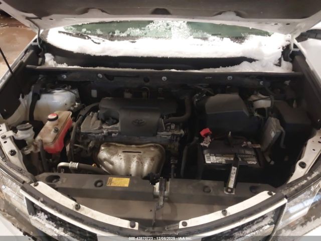 Toyota RAV4 Xle Image 15