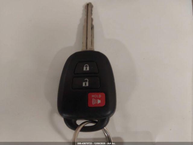 Toyota RAV4 Xle Image 14