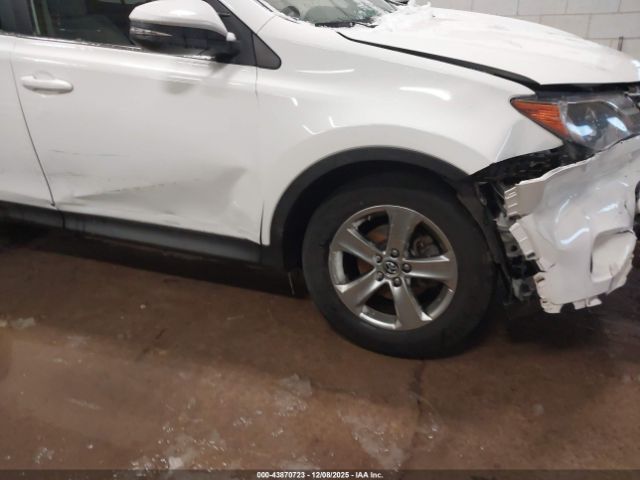 Toyota RAV4 Xle Image 2