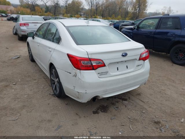 Subaru Legacy 2.5i Limited Image 4