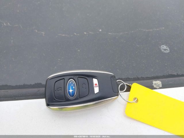 Subaru Legacy 2.5i Limited Image 13