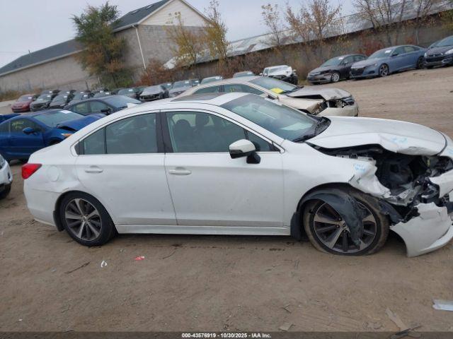 Subaru Legacy 2.5i Limited Image 6