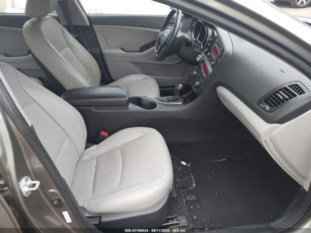 Kia Optima Ex Image 2