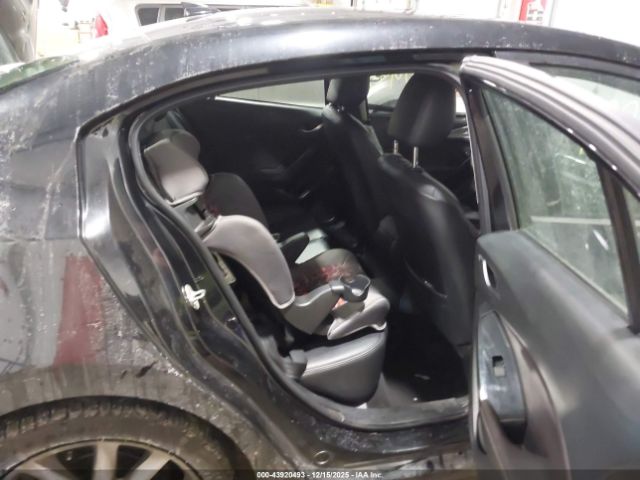 Mazda Mazda3 Touring Image 6